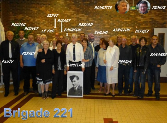 Rassemblement brigade 221